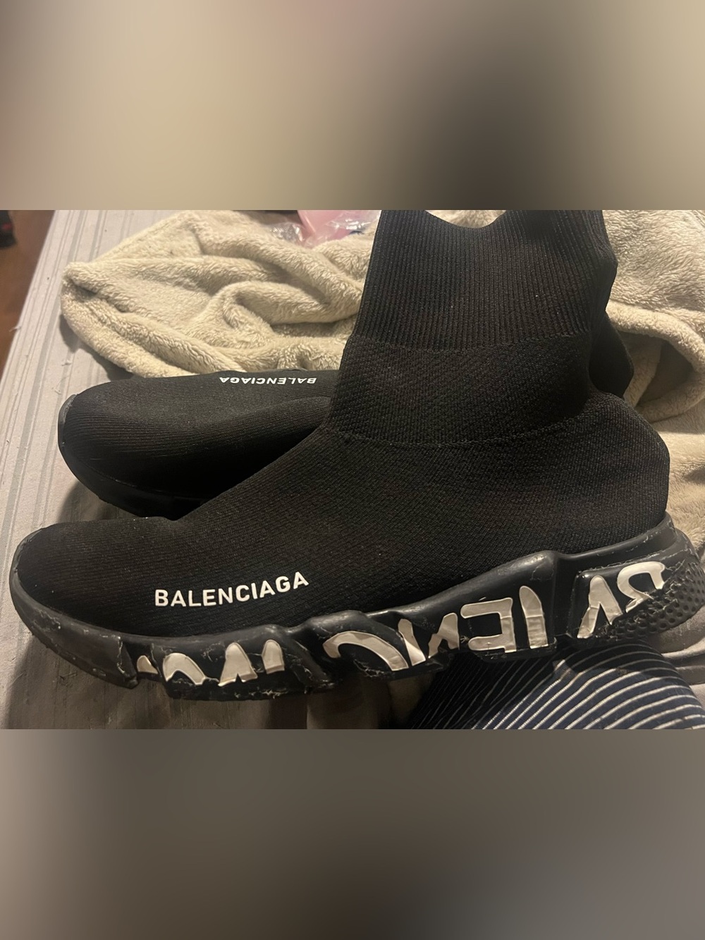 GRAFFITI BLACK men’s sneakers sz 11.5
